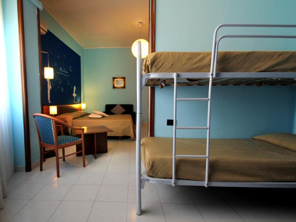 Hotel Carosello Понтеканьяно Экстерьер фото