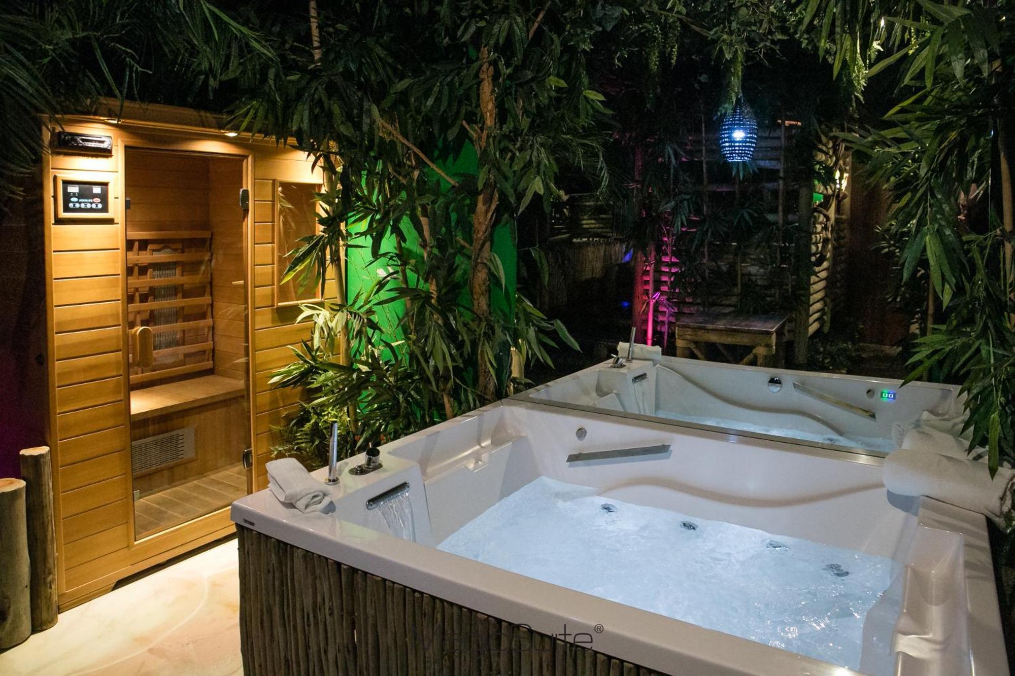 Hotel Carosello Понтеканьяно Экстерьер фото